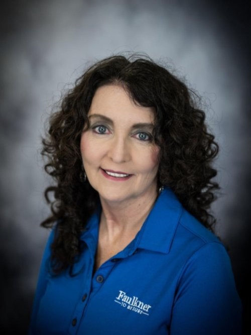 April Lausch:Manager